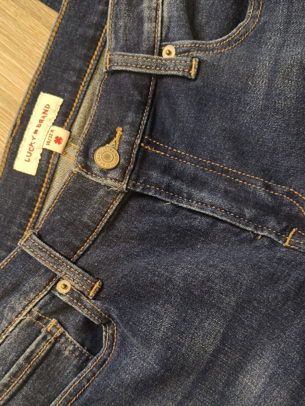 S1124 Mid Rise Bootcut w/32.5" Inseam👖Lucky Brand Women's Size 14 Jeans